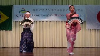 民舞研究会による日本舞踊　2